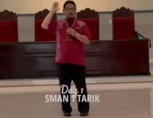 SMAN 1 Tarik Sidoarjo, dalam kegiatan “Goes to Campus, Industry, and Study Literacy 2023”